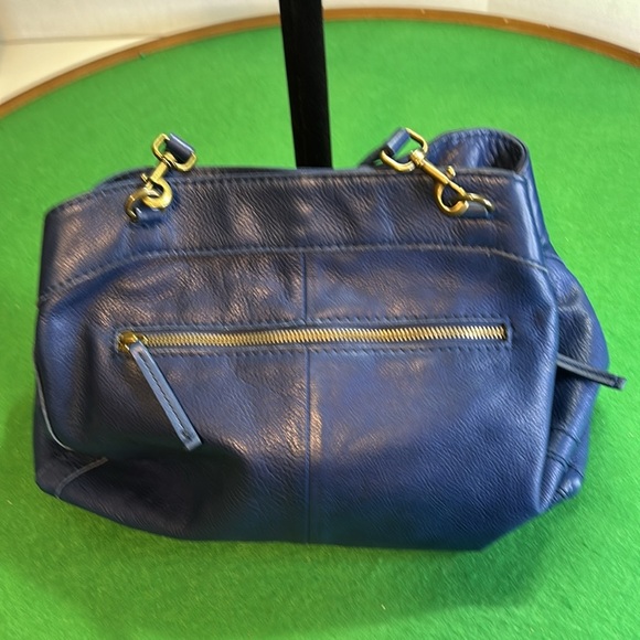 AMERICAN LEATHER CO BLUE SOFT LEATHER TRIPPLE ENTRY BUCKET SHOULDER BAG - Picture 4 of 16